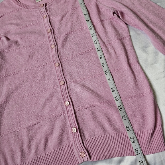 Kawaii Pink Cardigan 🩷 - Picture 5 of 6